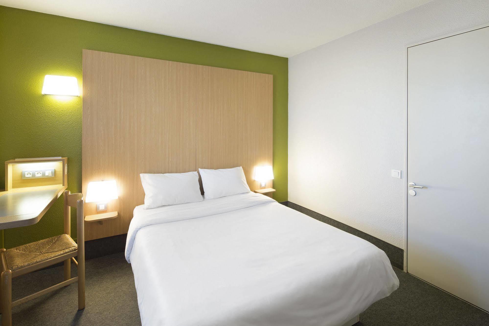 B&B Hôtel Paris Saint-Denis Pleyel Exterior foto